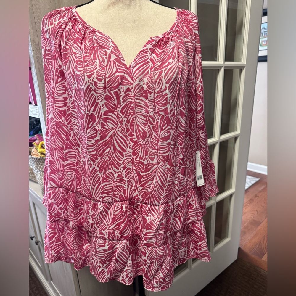 Women’s nwt size xl thin pink palm print top